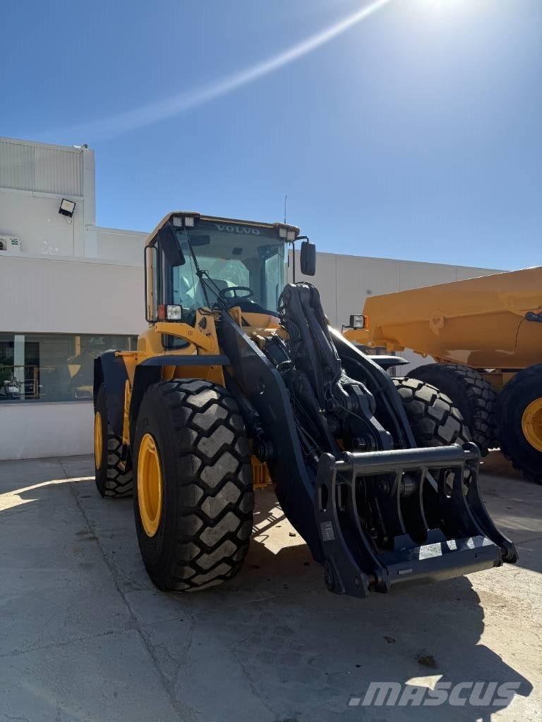 Volvo L 120 F Rataslaadurid