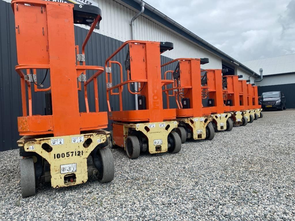JLG 1230 ES Vertikaalsed mast tõstukid