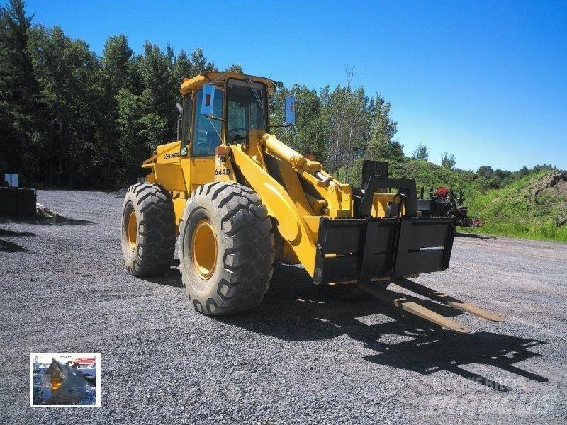 John Deere 644 D Rataslaadurid