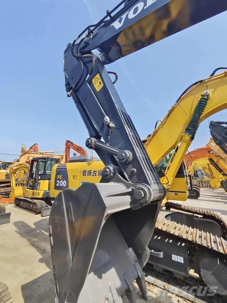 Volvo EC 250 D Roomikekskavaatorid