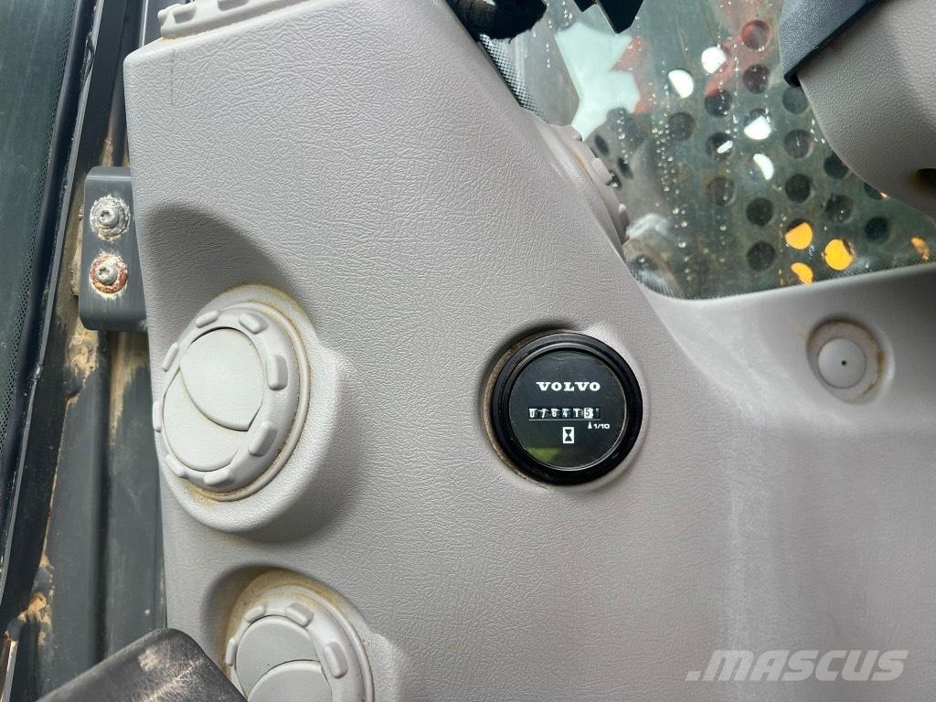 Volvo EC 380 EL HR Lammutusekskavaatorid