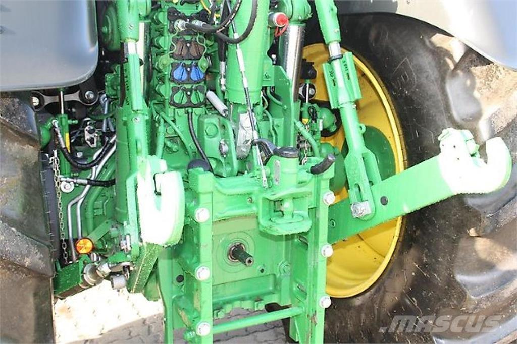 John Deere 6R195 Traktorid