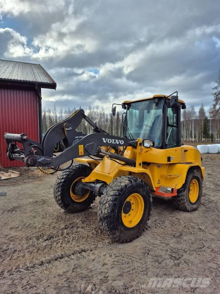 Volvo L 30 G Rataslaadurid