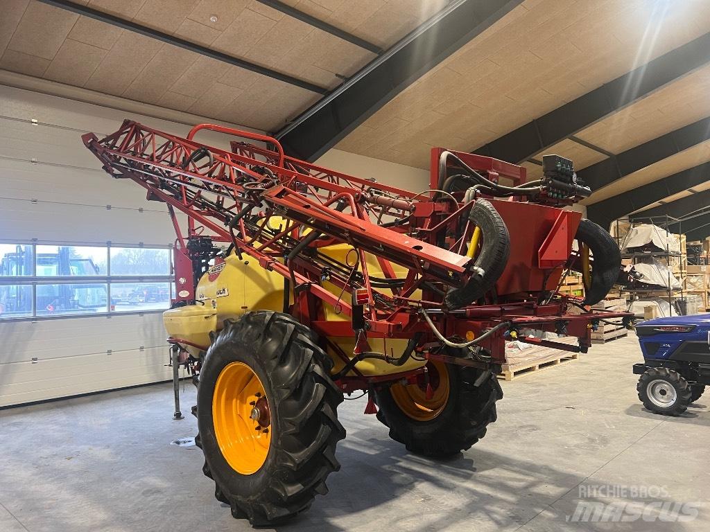 Hardi Commander 2800 Haagispritsid