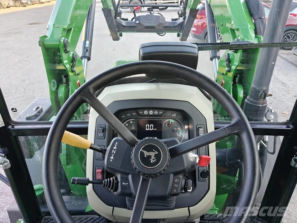 John Deere 5100 M Traktorid