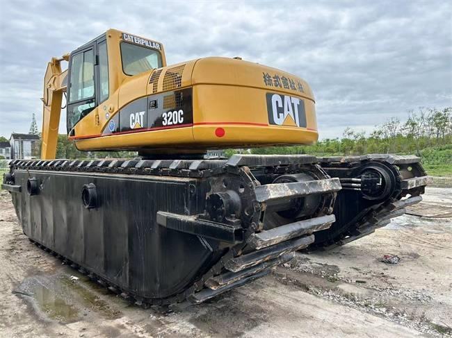 CAT 320 C Amfiib ekskavaatorid