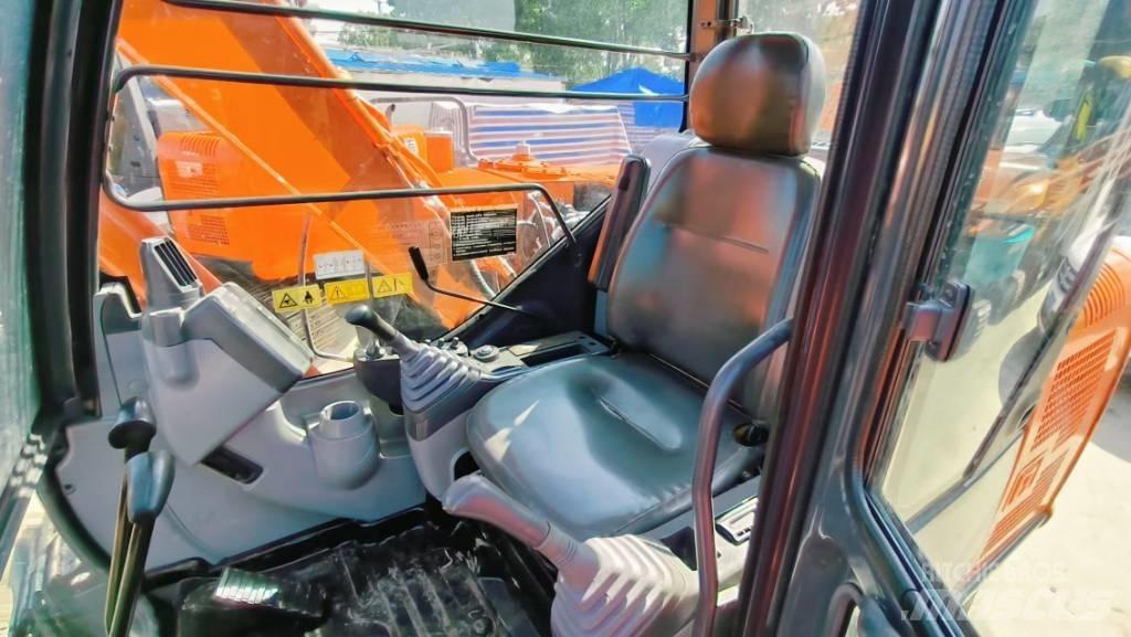 Hitachi ZX 70 Miniekskavaatorid < 7 t