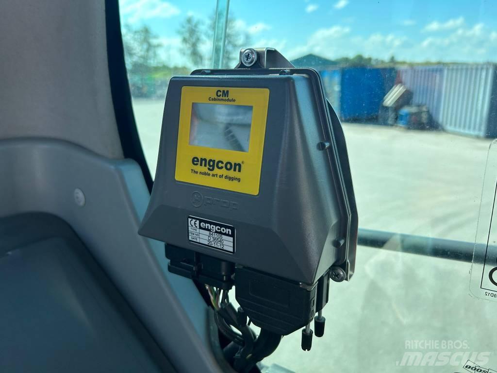 Doosan DX 140 W-5 Ratasekskavaatorid