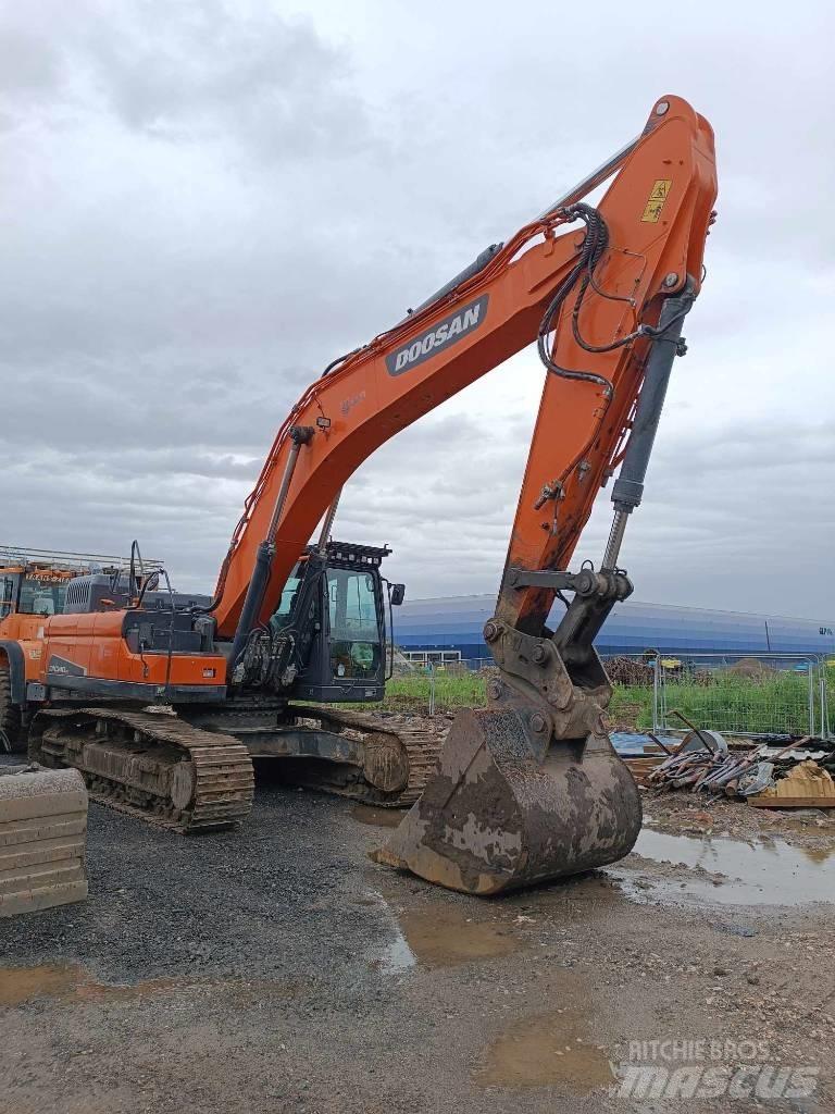 Doosan DX 340 LC-5 Roomikekskavaatorid