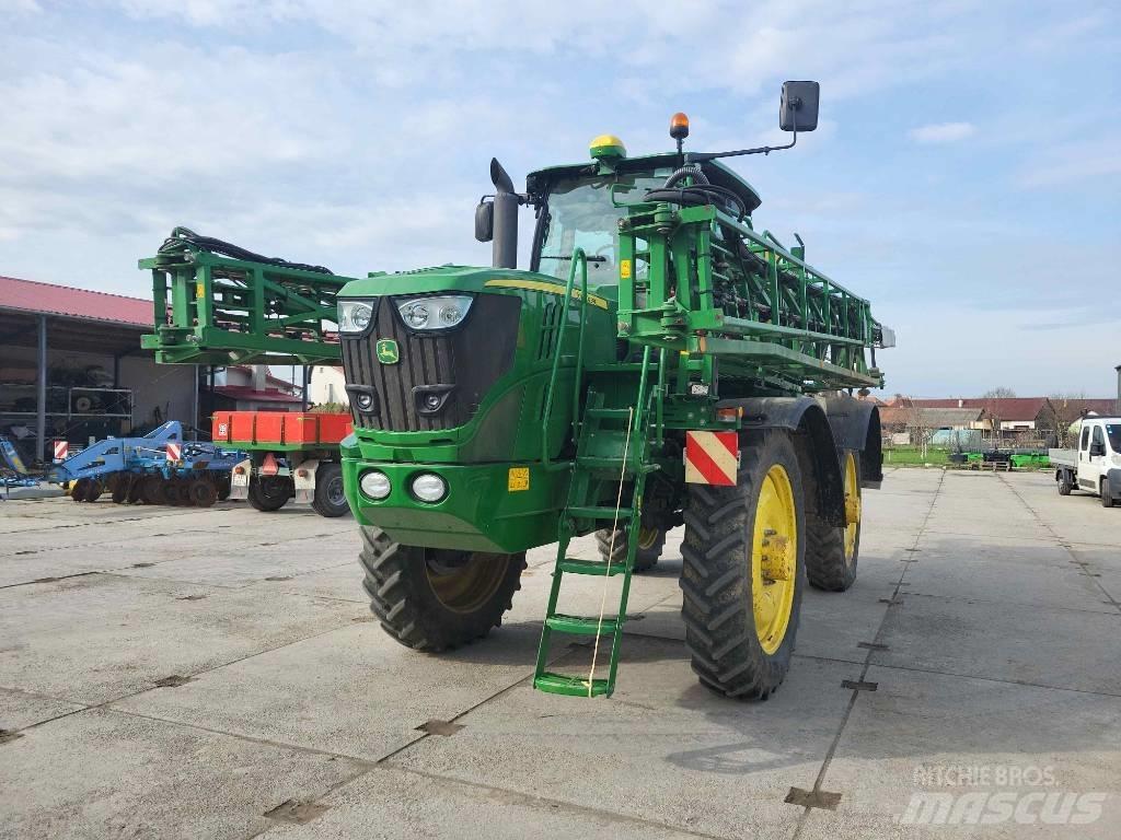 John Deere R 4040 Iseliikuvad pritsid