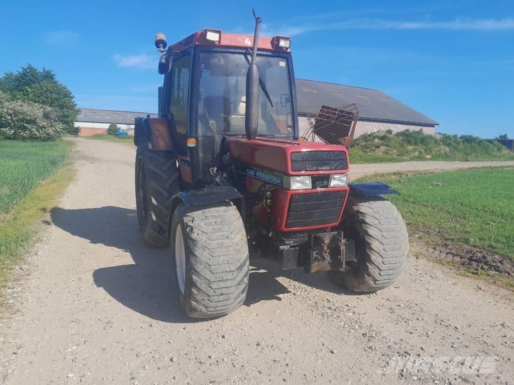 Case IH 845 XLA Plus Traktorid