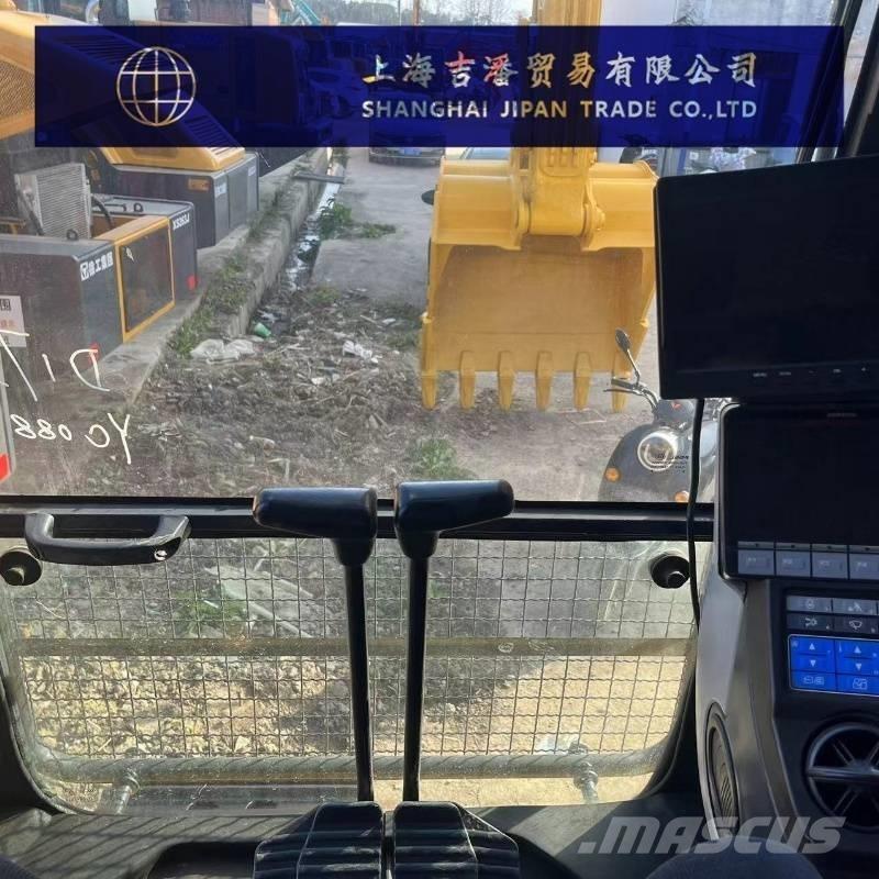 Komatsu PC 360 Roomikekskavaatorid