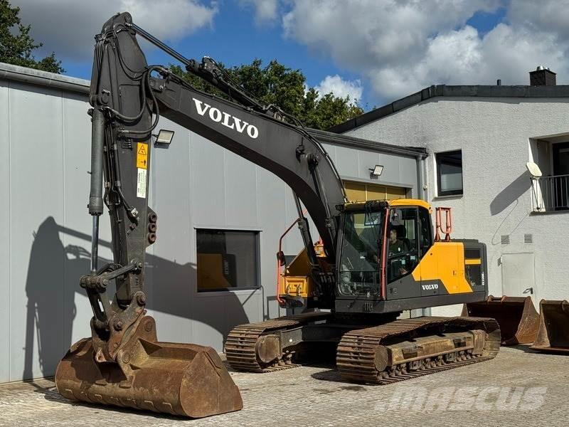 Volvo EC 220 EL Roomikekskavaatorid