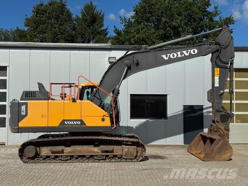 Volvo EC 220 EL Roomikekskavaatorid