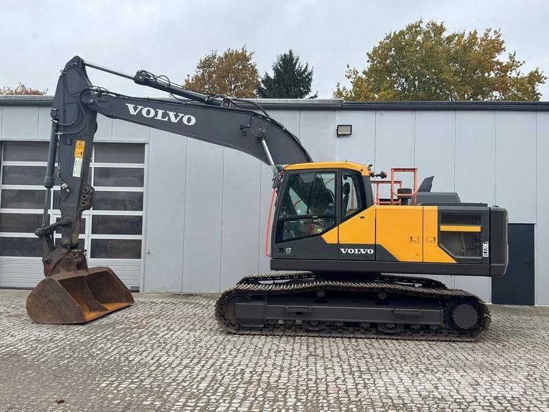 Volvo EC 220 EL Roomikekskavaatorid