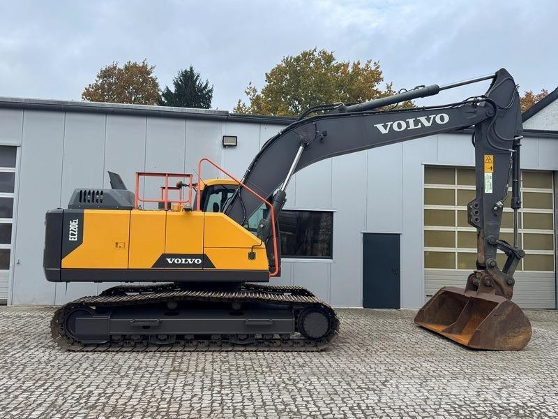 Volvo EC 220 EL Roomikekskavaatorid