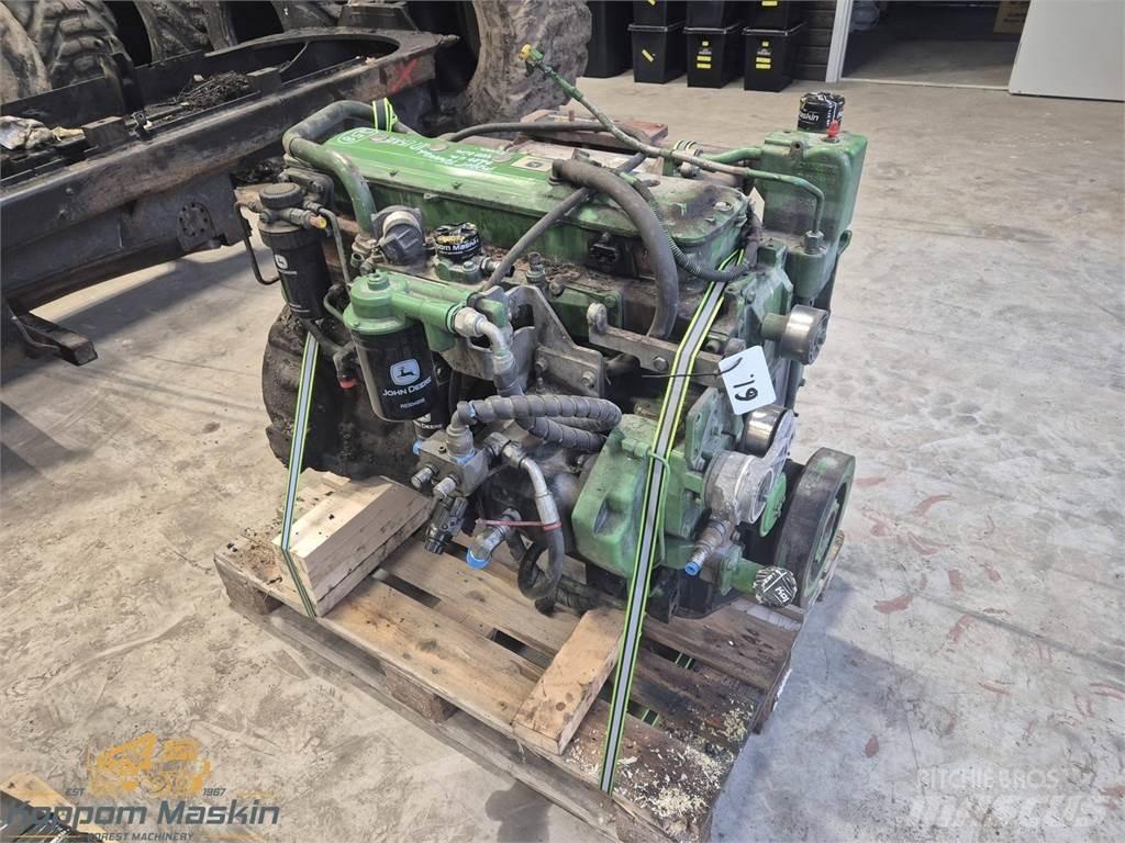 John Deere 1510e Mootorid