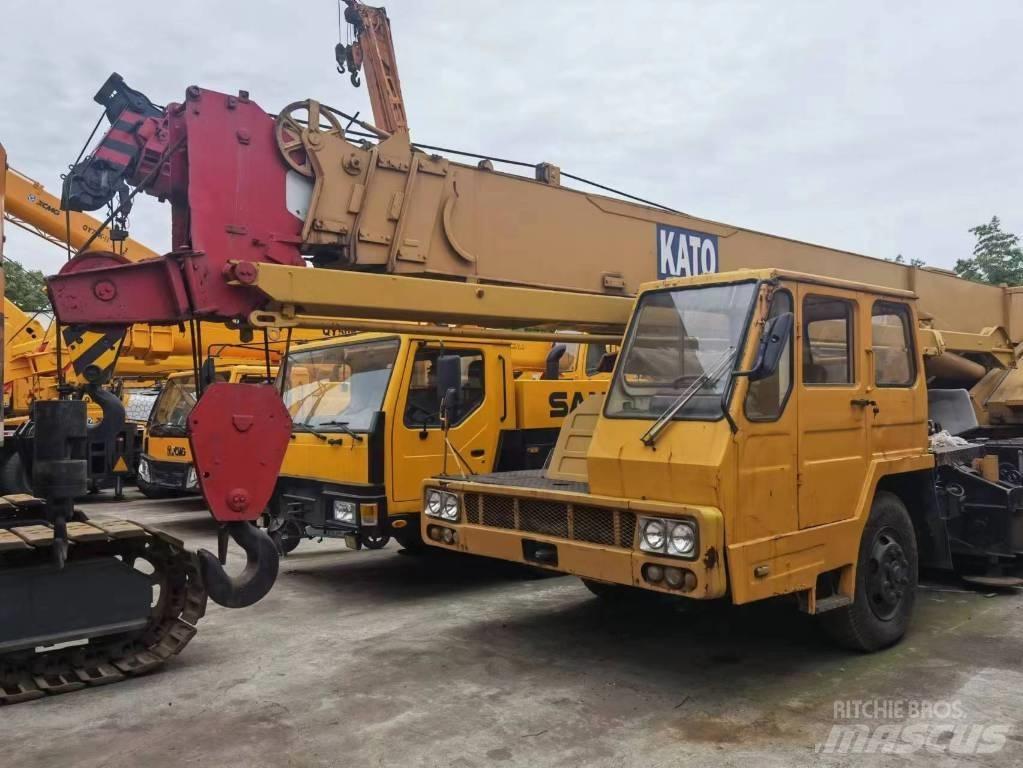 Kato 2500 KVA Maastikutõstukid