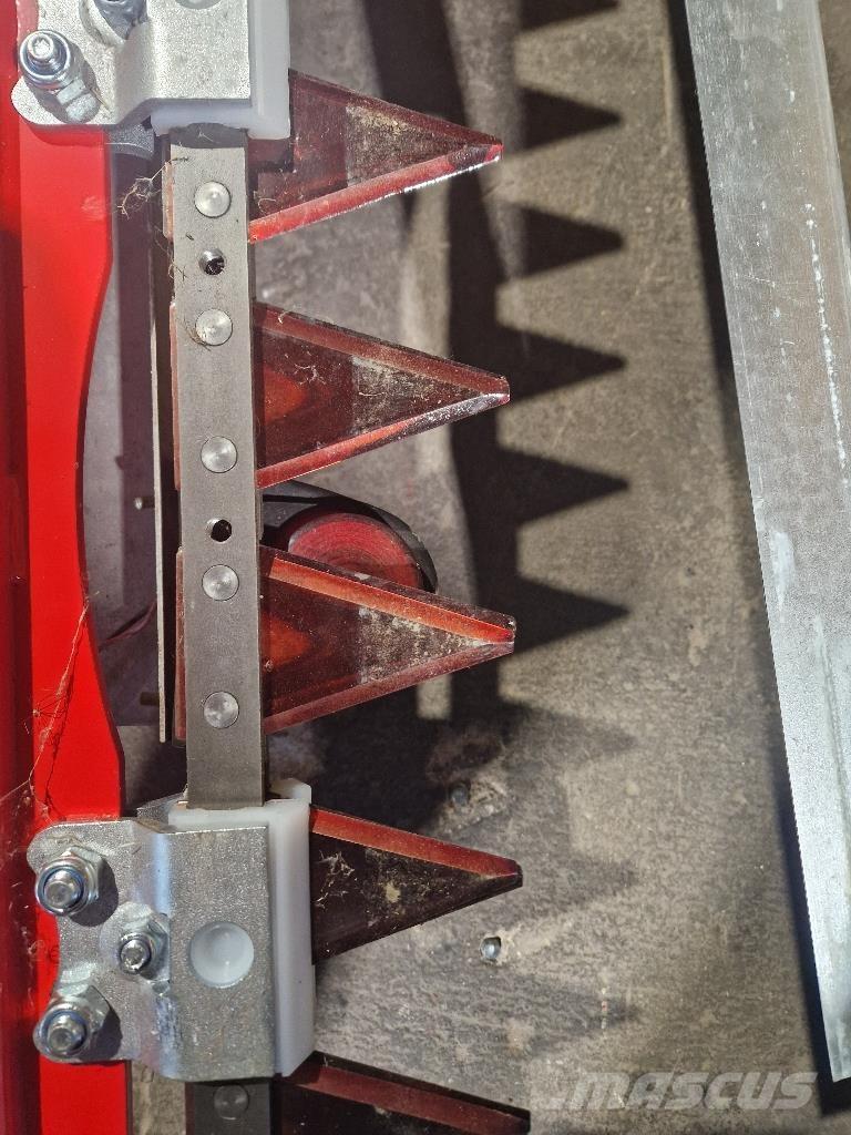 Idass 135 Elektro Kombainide heedrid