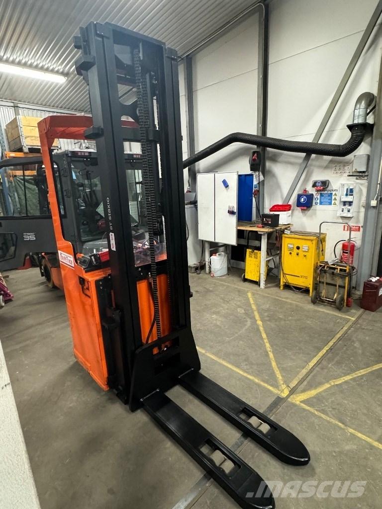 Toyota SSE160 Platvormiga virnastajad