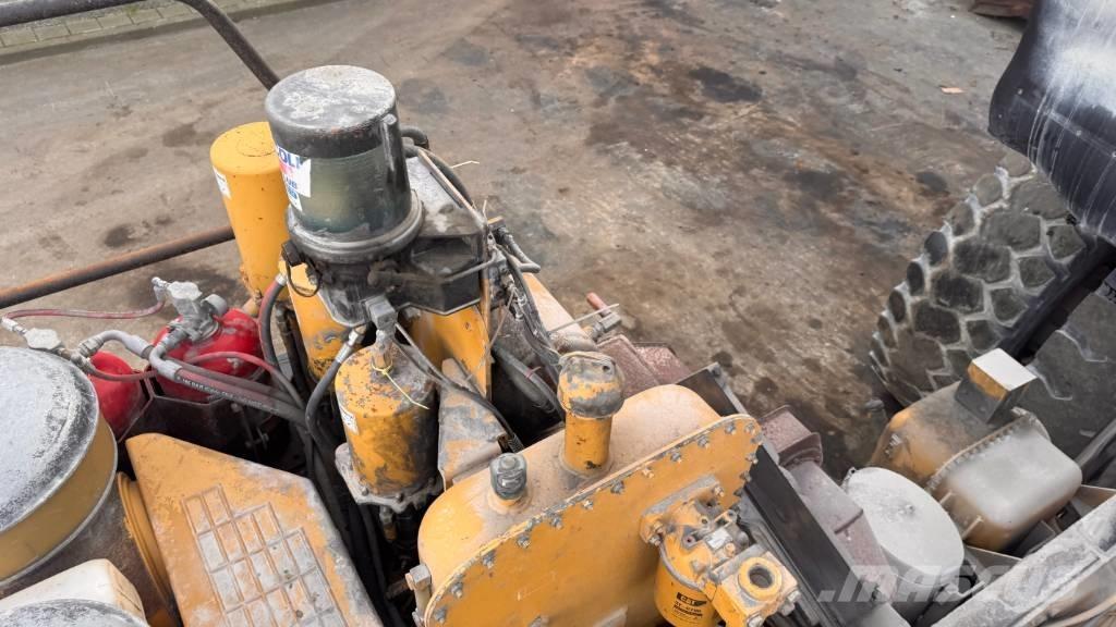 CAT 775 D Karjääriveokid
