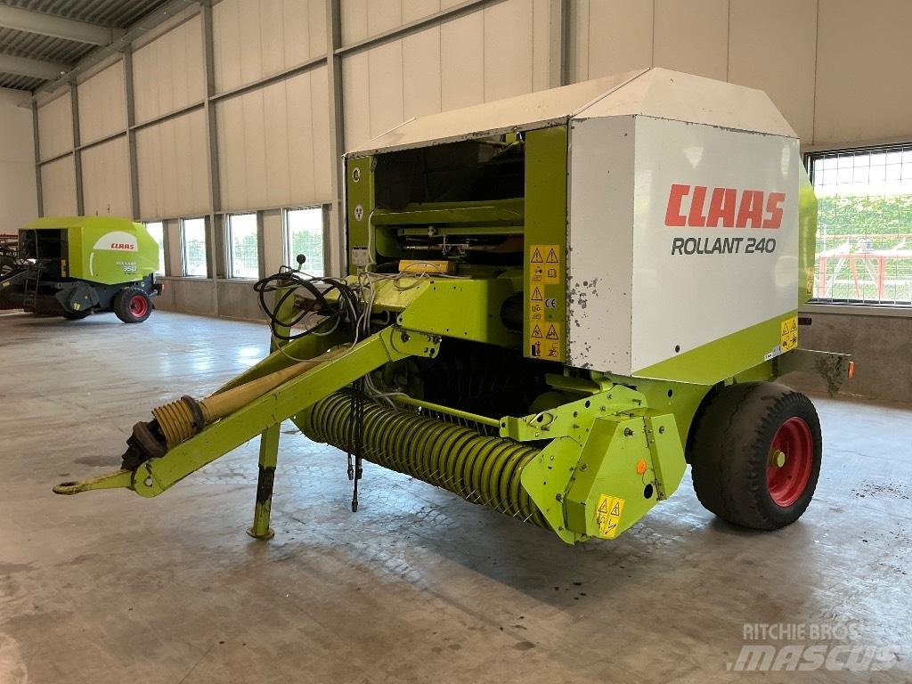 CLAAS Rollant 240 Ruloonpressid