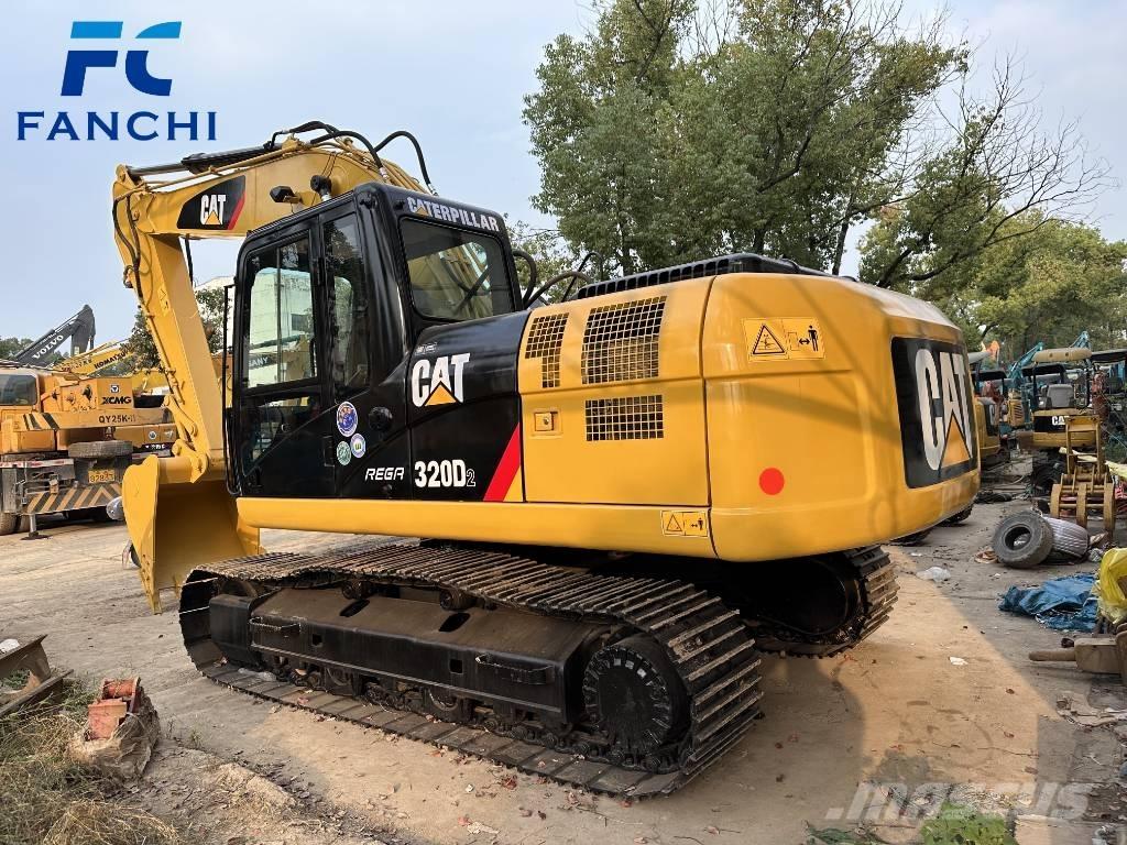 CAT 320 D Roomikekskavaatorid