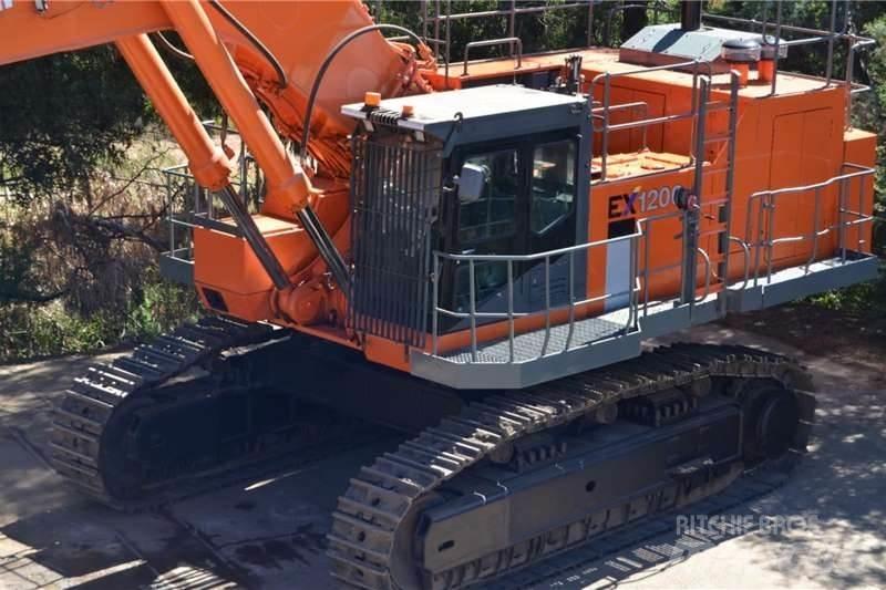 Hitachi EX1200-6 Miniekskavaatorid < 7 t
