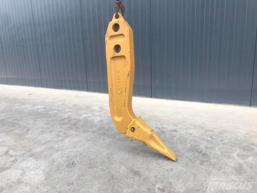 Komatsu D65 Shank Kaabitsad
