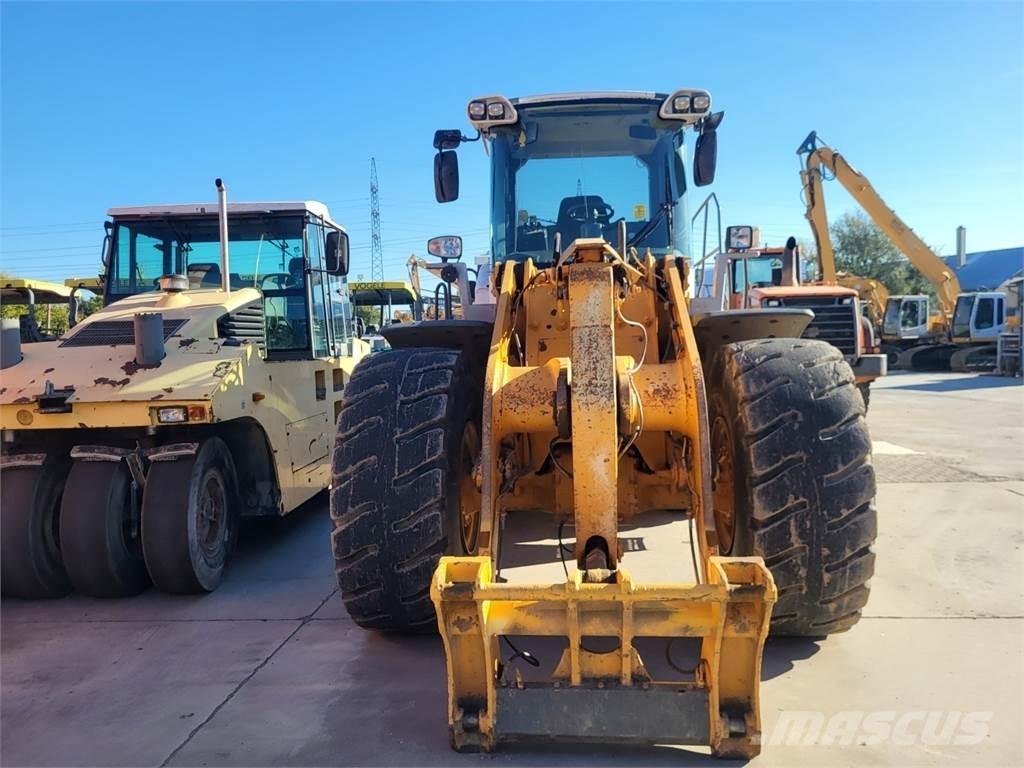 Liebherr L 550 4X4 Muu