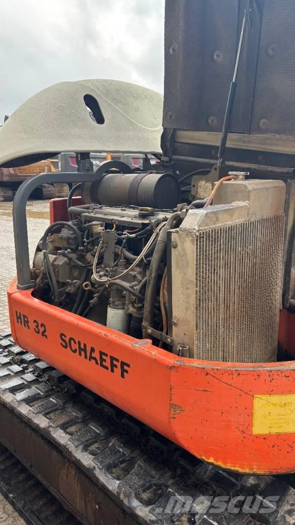 Schaeff HR 32 Väikeekskavaatorid 7t-12t