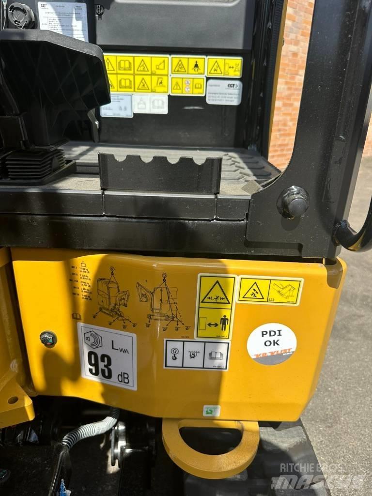 CAT 301.7 CR Väikeekskavaatorid 7t-12t