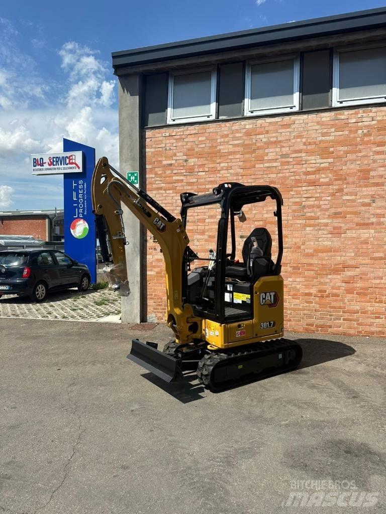 CAT 301.7 CR Väikeekskavaatorid 7t-12t