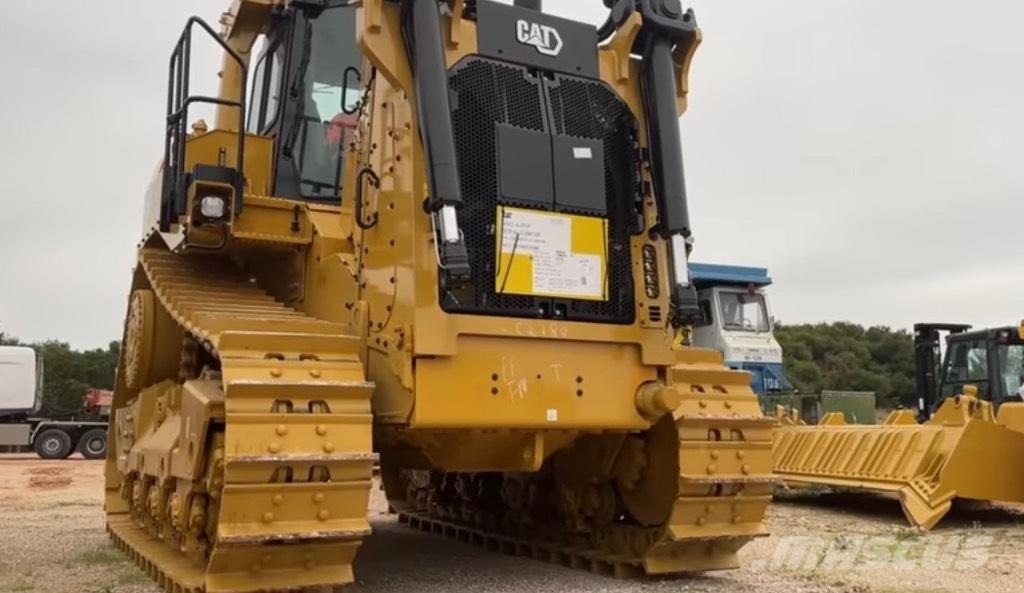 CAT D 10 Buldooserid
