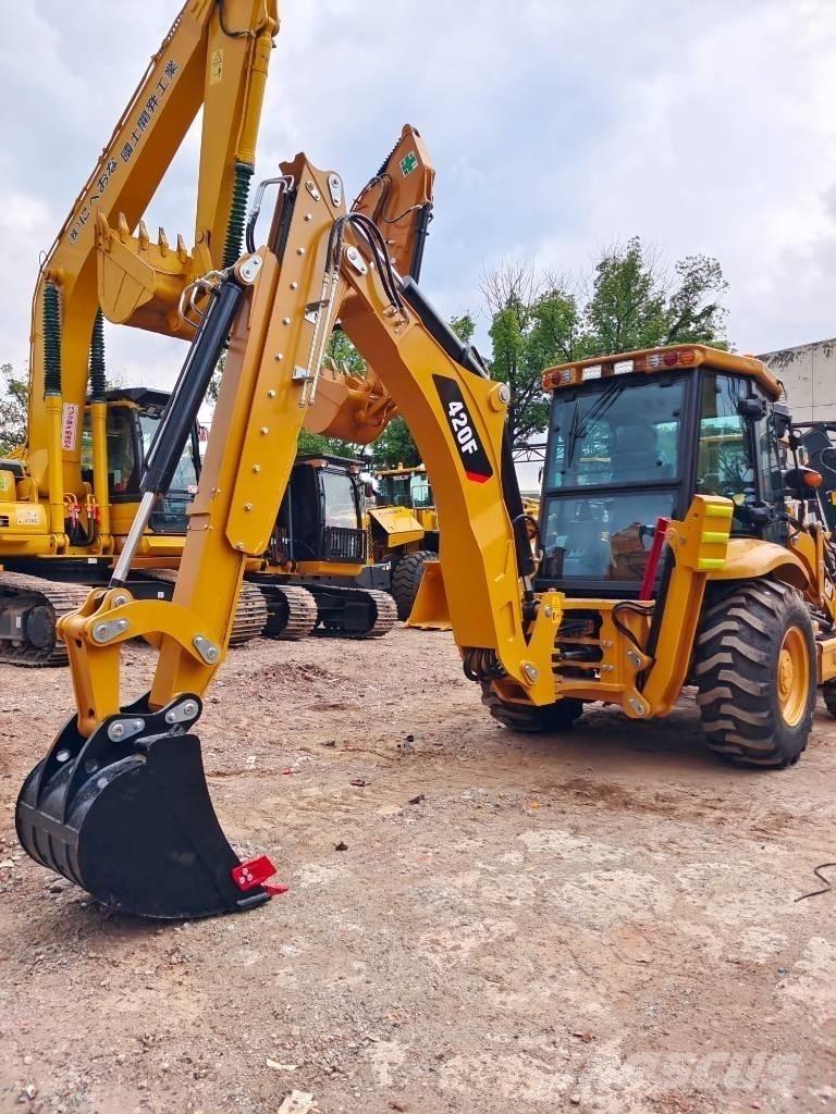 CAT 430 F Ekskavaatorlaadurid