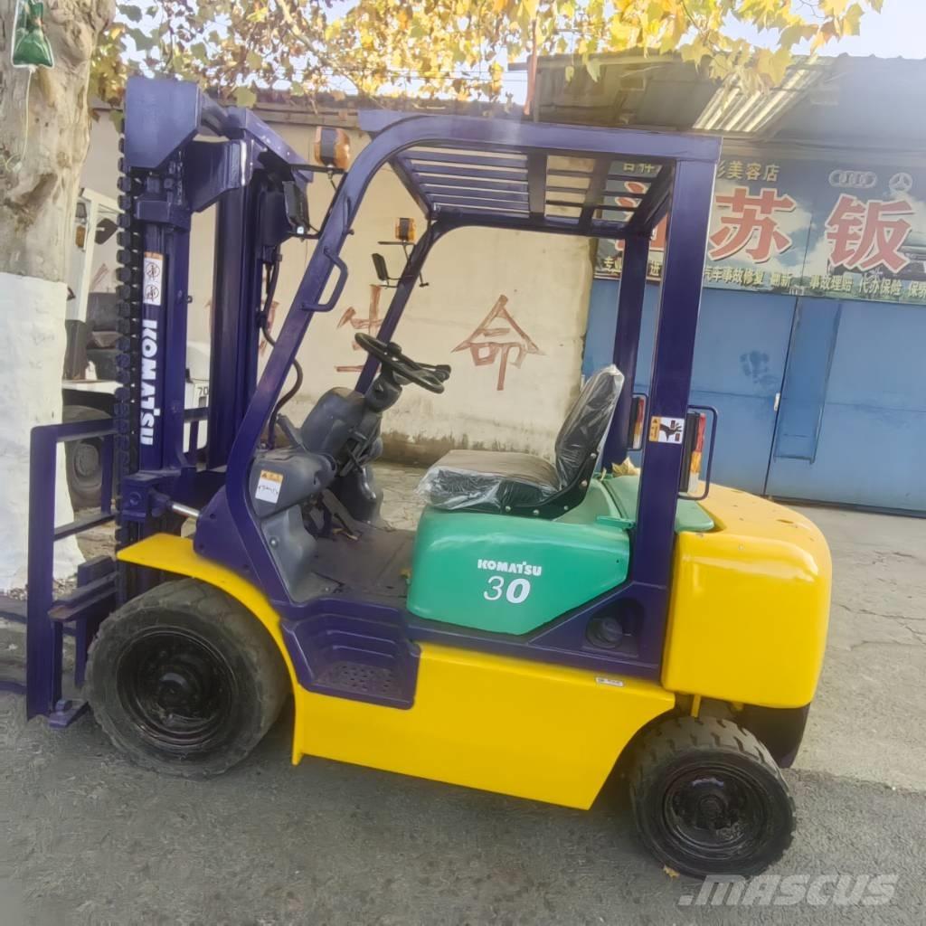  小松叉车 3t Diiseltõstukid