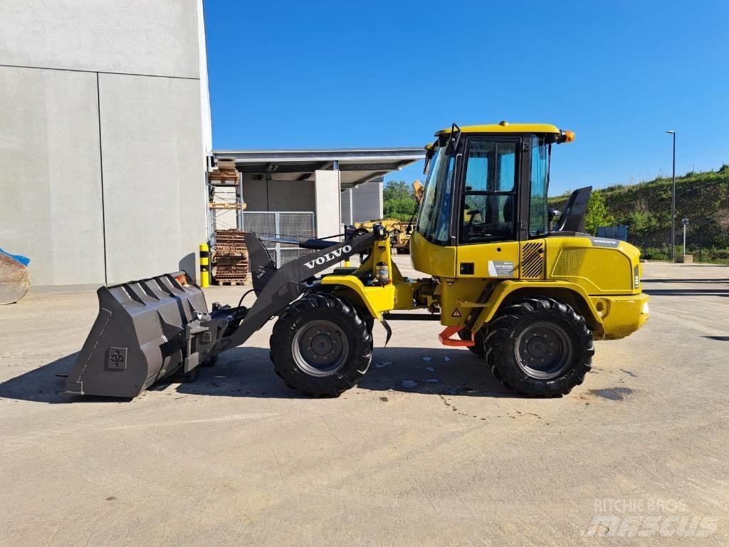 Volvo L 35 G Kompaktlaadurid