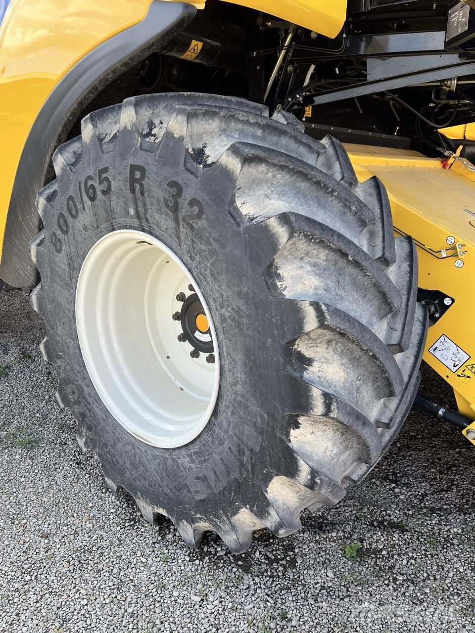 New Holland CX6.80 Teraviljakombainid