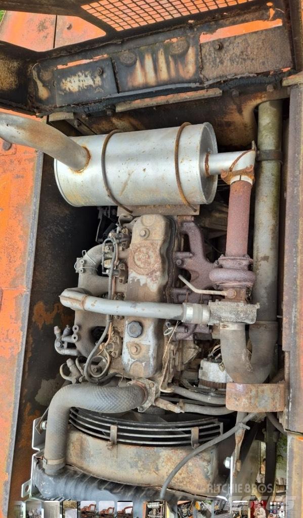 Hitachi EX 120-1 Roomikekskavaatorid
