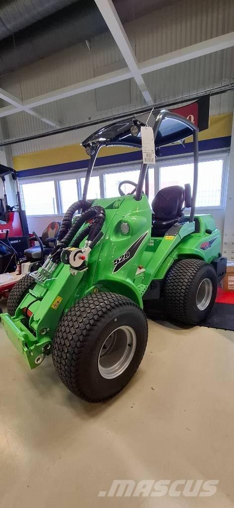 Avant 528 Mitmeotstarbelised laadurid