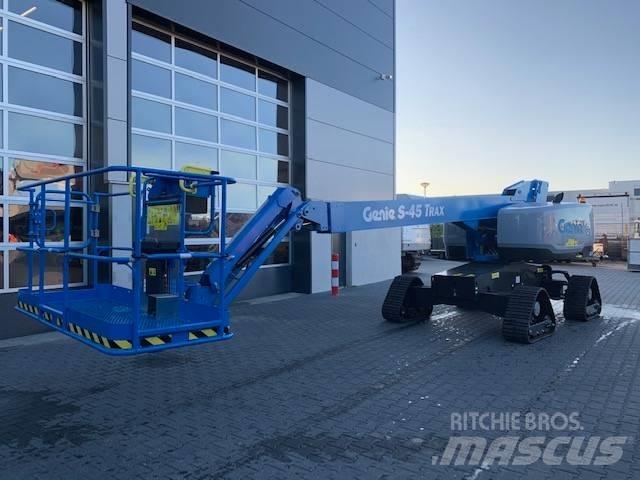 Genie S 45 XC Trax Teleskoop poomtõstukid