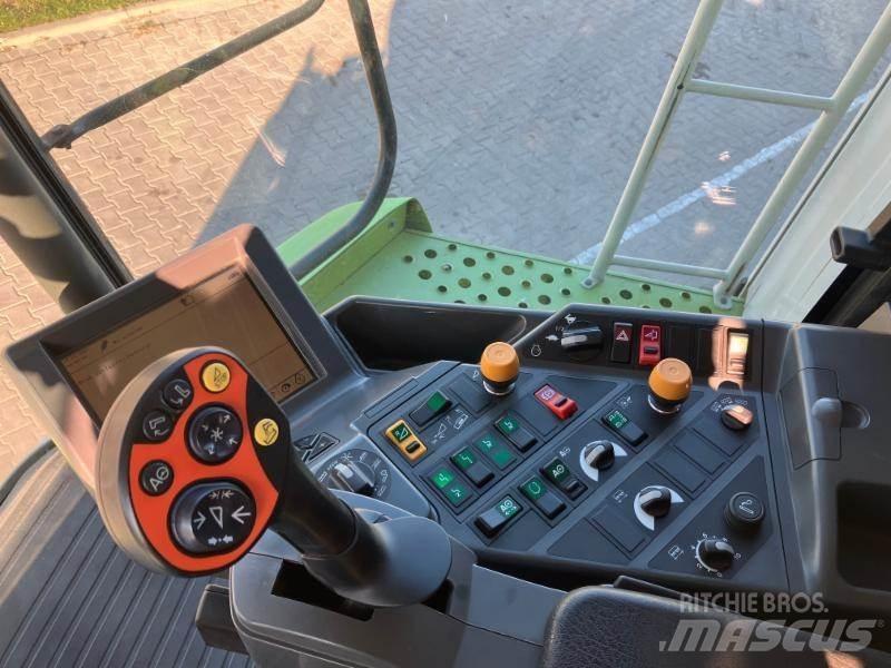 CLAAS LEXION 600 Teraviljakombainid