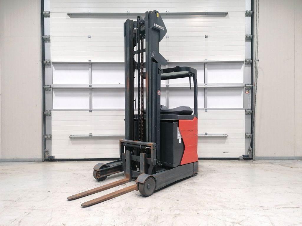 Linde R14-01 Lükandmastiga tõstukid