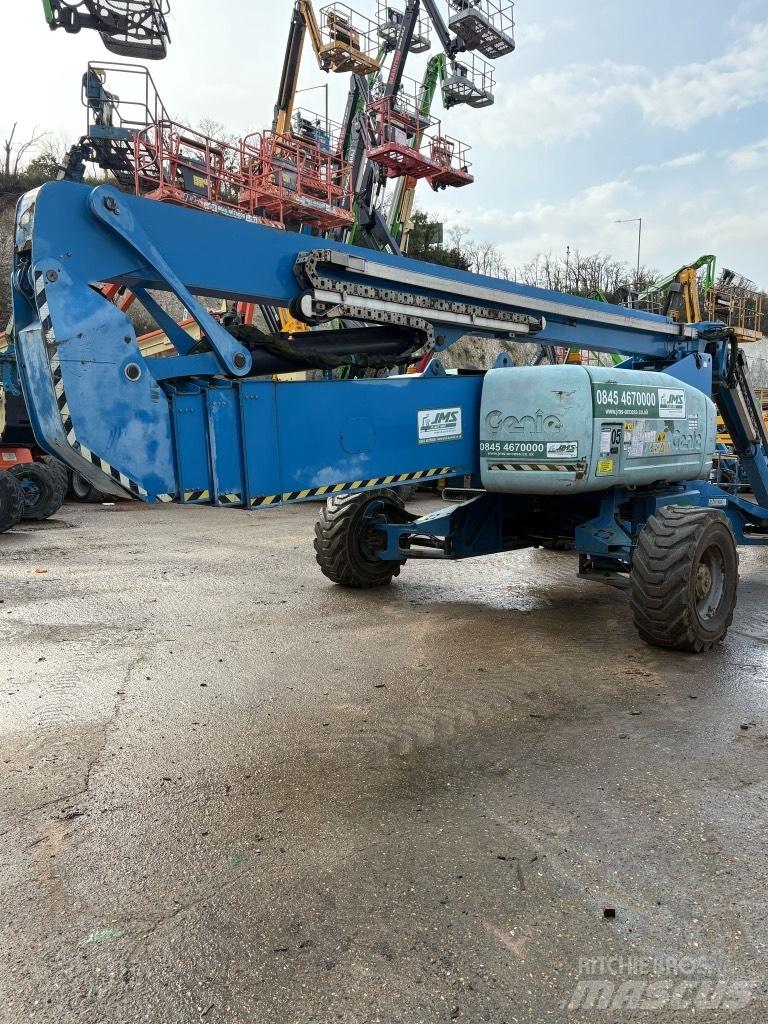 Genie Z 135/70 Iseliikuvad poomtõstukid