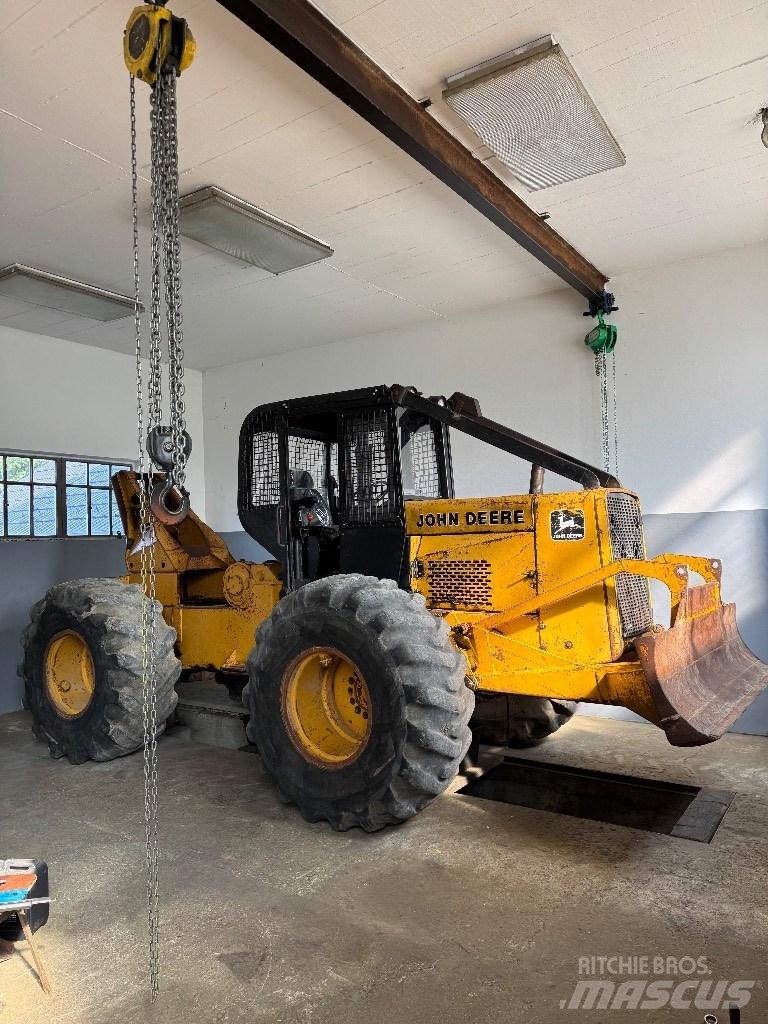 John Deere 540b 540b Metsatööks kohandatud traktorid