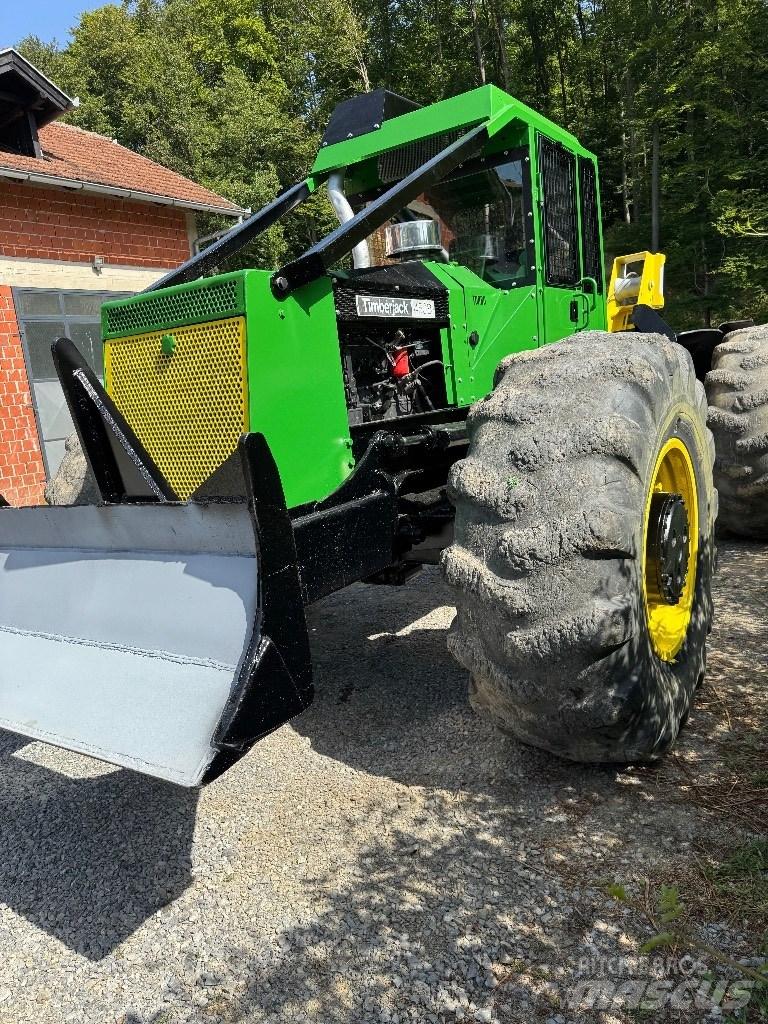 Timberjack 450B Metsatööks kohandatud traktorid