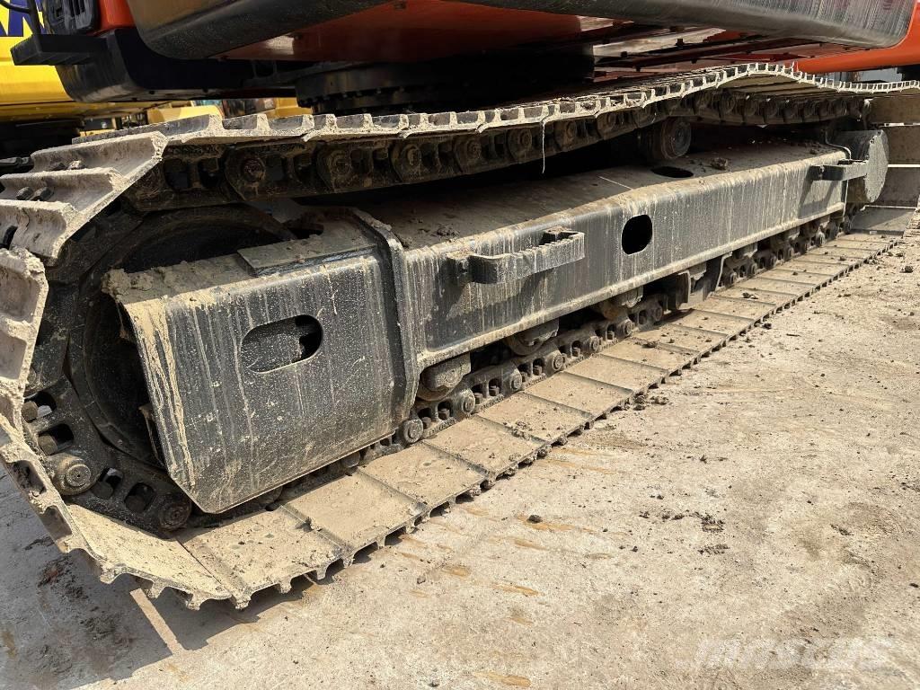 Doosan DX140LC-9C Roomikekskavaatorid