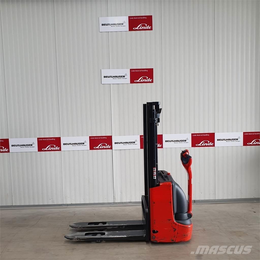 Linde L10 Järelkäidavad virnastajad