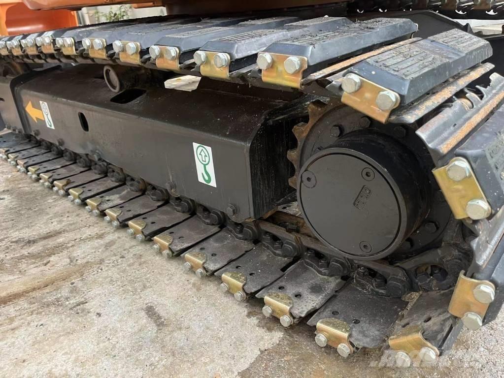 CASE CX 55 B Roomikekskavaatorid