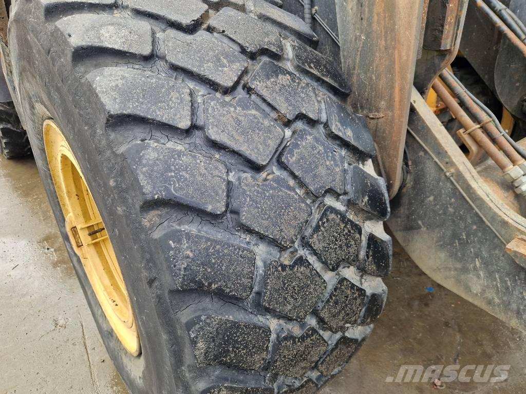 Ljungby L15 Rataslaadurid